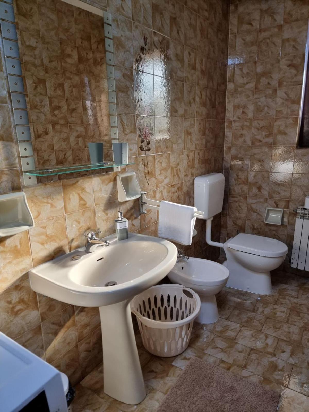 Amore Koper Apartment Екстериор снимка
